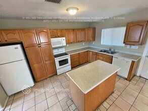 6940 W Catalina Dr in Phoenix, AZ - Building Photo - Building Photo