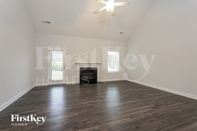 4583 Jasper Ridge Dr in Clemmons, NC - Foto de edificio - Building Photo