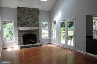 12506 Seurat Ln in North Potomac, MD - Building Photo - Building Photo