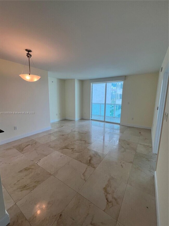 property at 1800 N Bayshore Dr