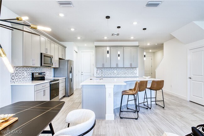 property at 4263 Sonoma Oaks Wy