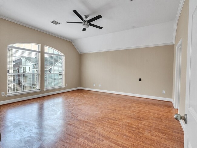 property at 4319 Lillian St