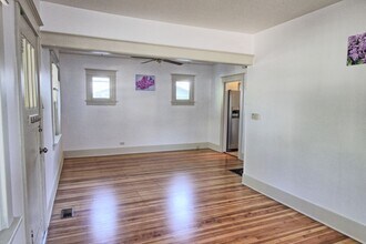 2080 S Emerson St in Denver, CO - Building Photo - Building Photo