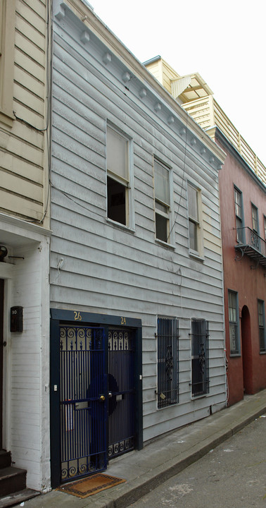 26-40 Salmon St in San Francisco, CA - Foto de edificio