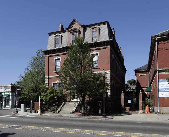 409 Dudley St in Boston, MA - Building Photo - Building Photo