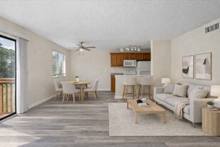 1884 Agora Cir SE, Unit 203 in Palm Bay, FL - Building Photo