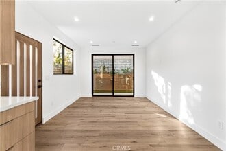 7663 Maestro Ave in Los Angeles, CA - Building Photo - Building Photo