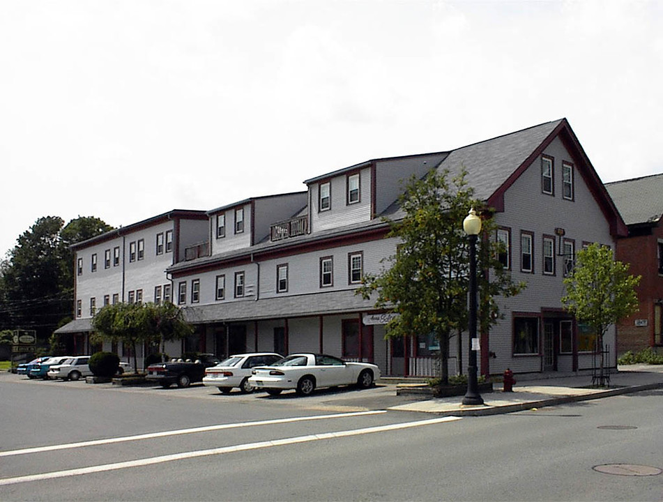 The Mello Bldg in Middleboro, MA - Building Photo