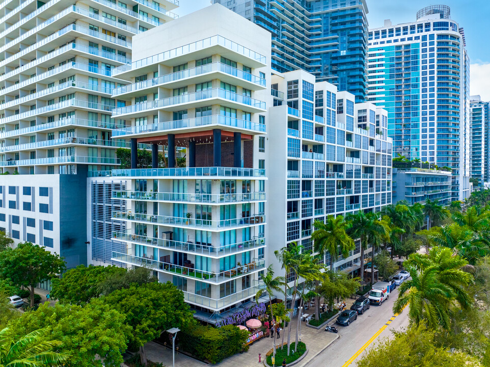 Two Midtown Miami Condominium in Miami, FL - Building Photo