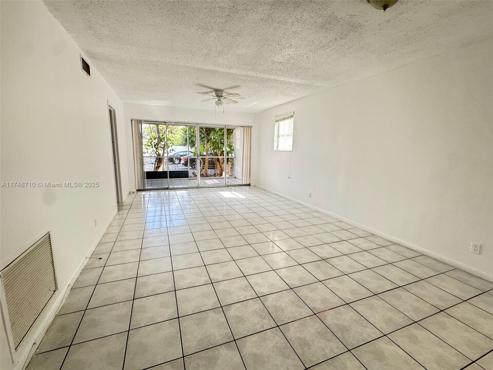 2832 Fillmore St in Hollywood, FL - Building Photo