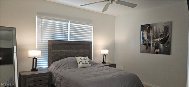 property at 5435 Worthington Ln
