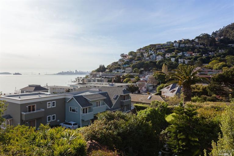 214 3rd St in Sausalito, CA - Building Photo