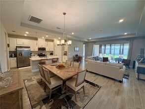 5257 Savino Cir in Palmetto, FL - Building Photo - Building Photo