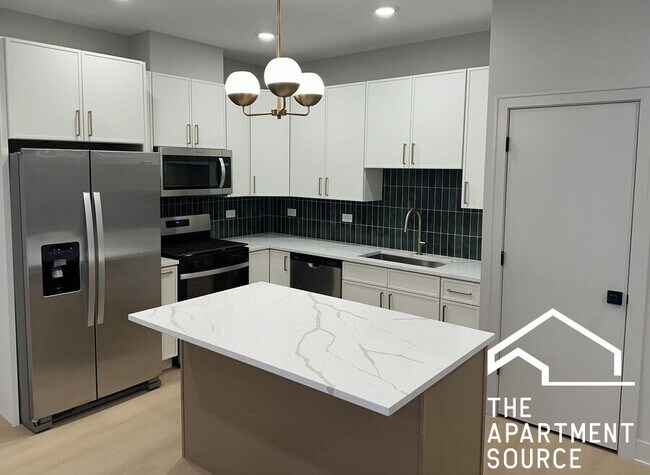 property at 4102 N Sheridan Rd