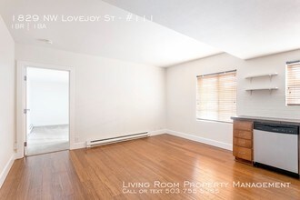 1829 NW Lovejoy St-Unit -#111 in Portland, OR - Building Photo - Building Photo