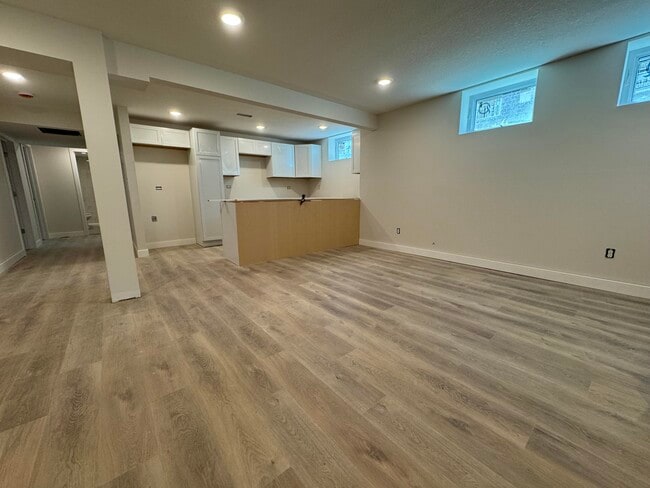 property at 1411 Rosemary Ln