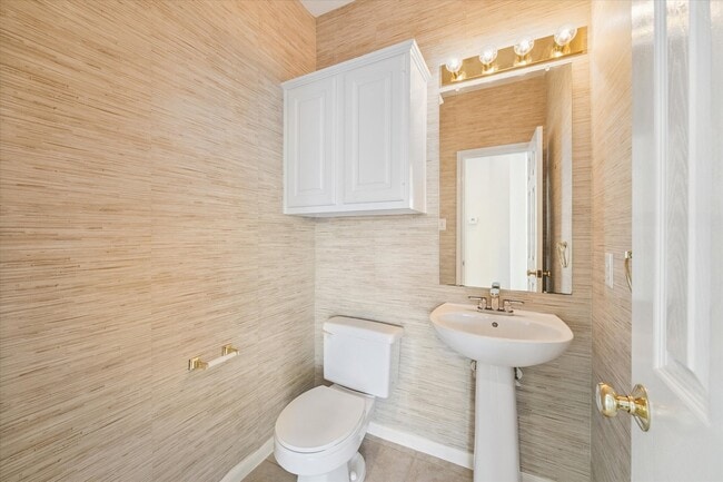 property at 12019 Costa Del Rey Ct