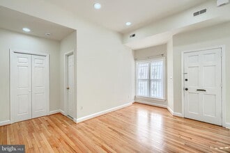 698 Washington Blvd in Baltimore, MD - Building Photo - Building Photo