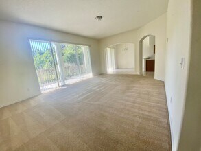 3113 Twisted Oak Loop in Kissimmee, FL - Building Photo - Building Photo