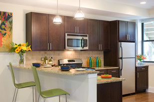 5111 S. Kimbark Avenue in Chicago, IL - Building Photo