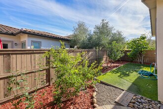 8137 Auberge Cir in San Diego, CA - Building Photo - Building Photo