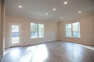 1109 Yellowstone River Rd in Montgomery, TX - Building Photo - Building Photo