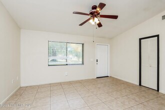 811 Airport Ave SE in Palm Bay, FL - Building Photo - Building Photo