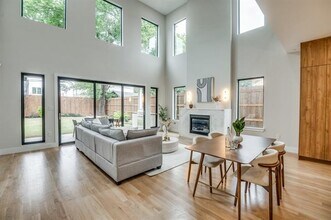2018 Euclid Ave in Dallas, TX - Building Photo - Building Photo