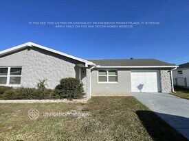 6231 Seabreeze Dr in Port Richey, FL - Building Photo