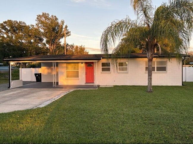 property at 1537 Truman Rd