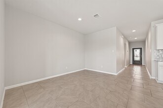 7558 Highland Chase Dr in Richmond, TX - Building Photo - Building Photo