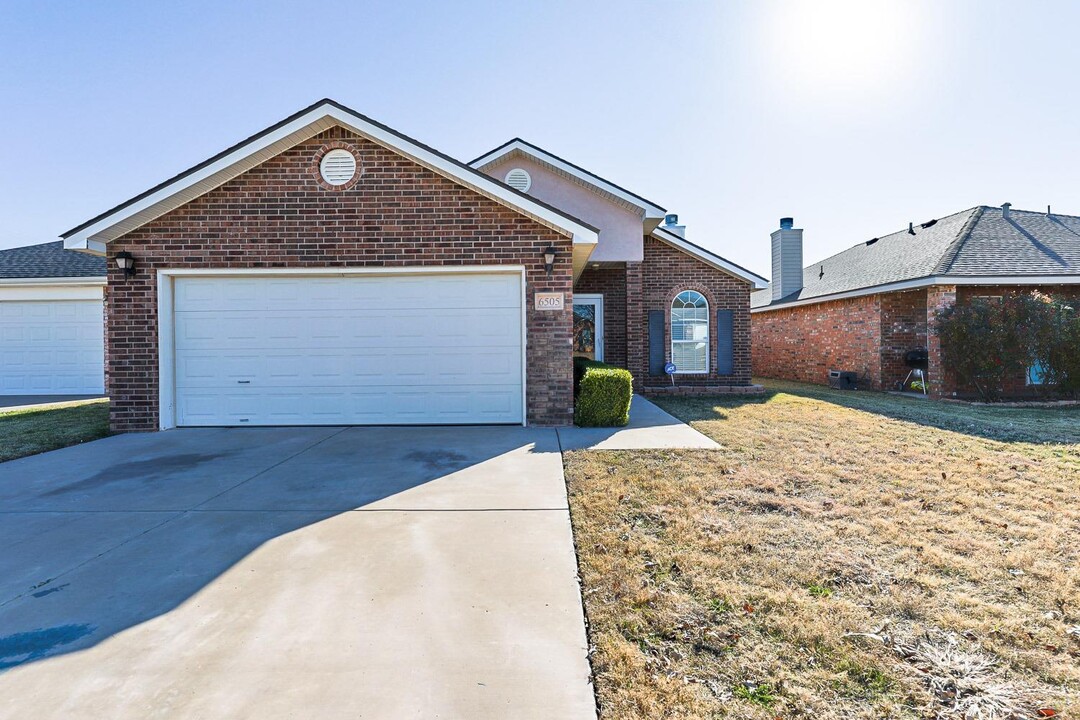 6505 93rd St in Lubbock, TX - Building Photo