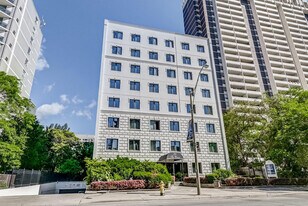 The Wessex in Toronto, ON - Building Photo