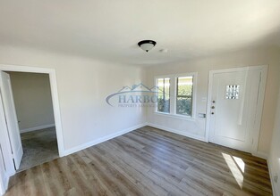 562-568 W 23rd St in San Pedro, CA - Building Photo - Building Photo