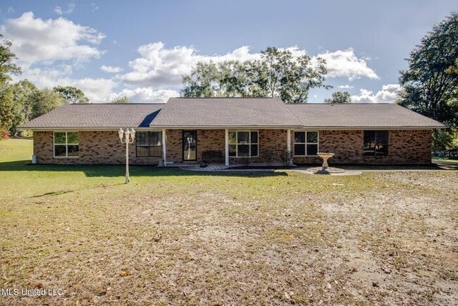 property at 22530 Saucier Lizana Rd