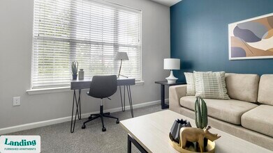 302 Constitution Ave in Bayonne, NJ - Building Photo - Building Photo