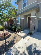 1416 Cheetah St in Rocklin, CA - Building Photo - Building Photo