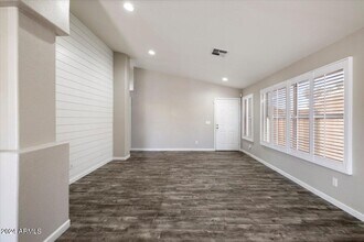 4623 E Desert Wind Dr. in Phoenix, AZ - Building Photo - Building Photo