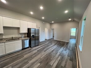 11595 Persimmon St in Willis, TX - Building Photo - Building Photo