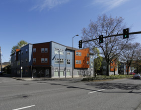 Z_McCoy Village in Portland, OR - Building Photo - Building Photo