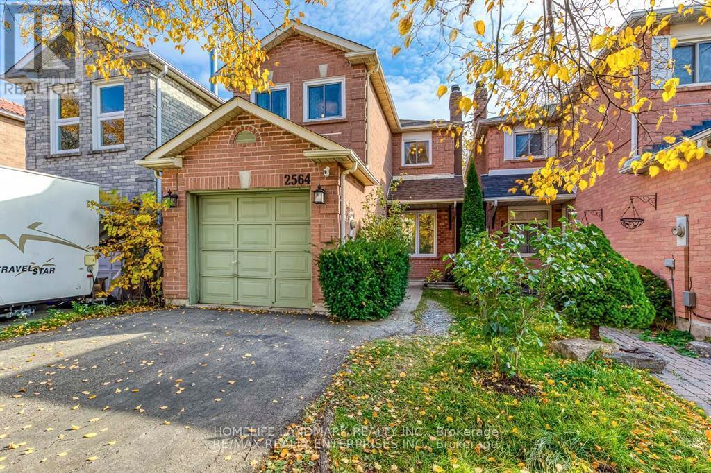 2564 Addingham Crescent in Oakville, ON - Building Photo