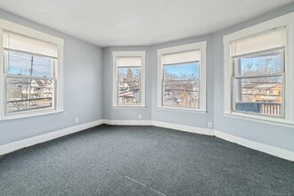 705 Dixwell Ave in New Haven, CT - Building Photo - Building Photo