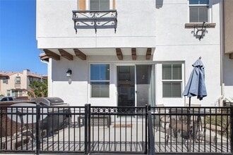 40384 Calle Real, Unit 40384 in Murrieta, CA - Building Photo - Building Photo
