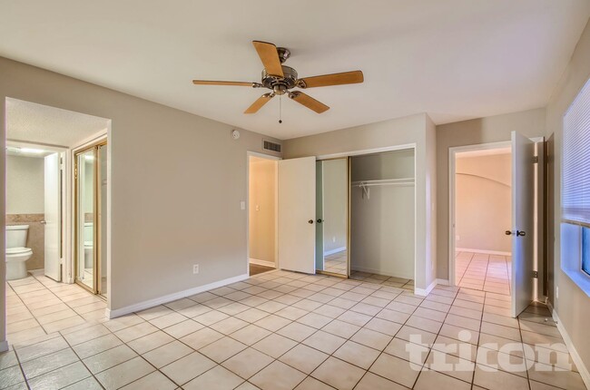 13605 N 24th Ave in Phoenix, AZ - Building Photo - Building Photo