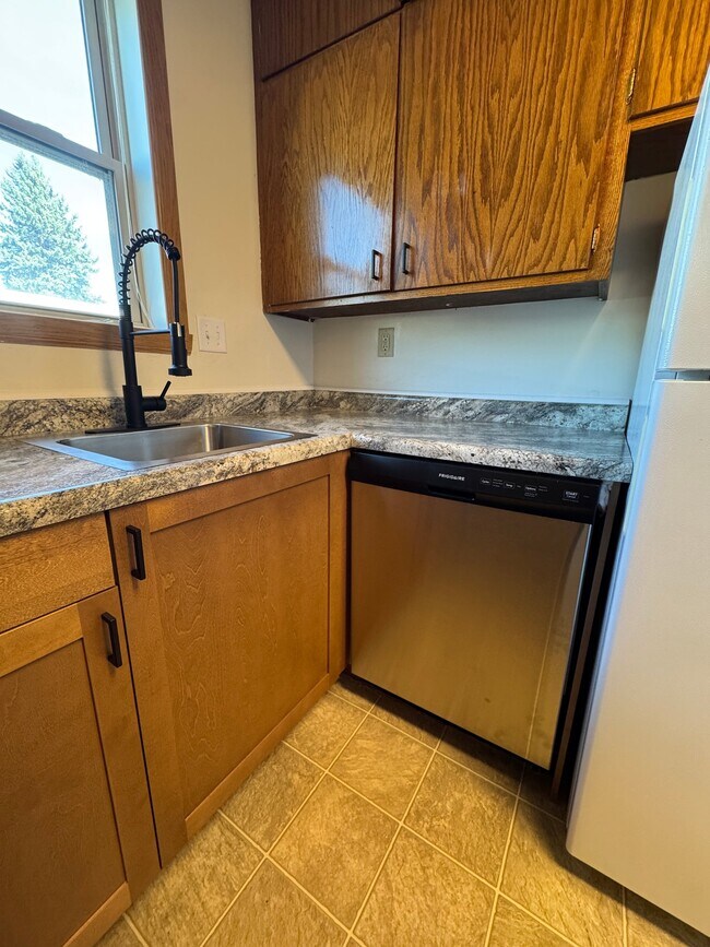 property at 906 8th St S