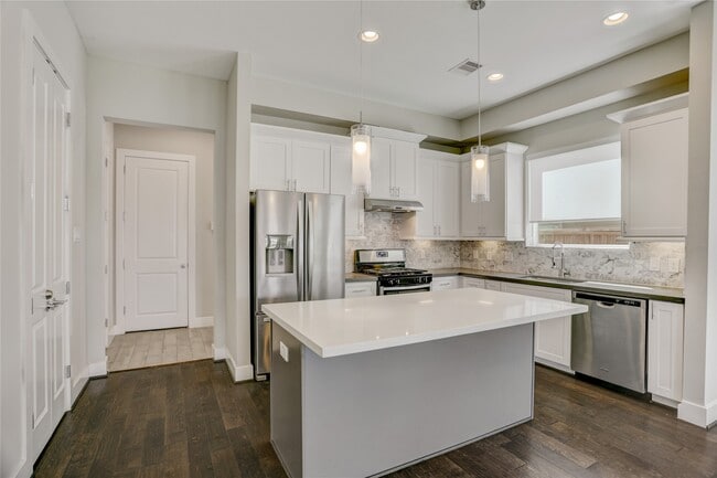 property at 2413 Chapman St