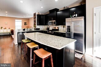 14301 Ridge View Ln in Laurel, MD - Building Photo - Building Photo