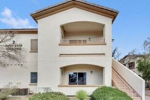 5655 E Sahara Ave in Las Vegas, NV - Building Photo