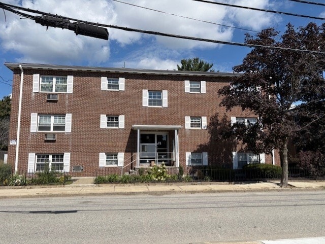 property at 31 Pond St