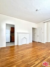 121 N Swall Dr in Beverly Hills, CA - Building Photo - Building Photo